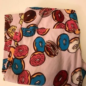 TC multi color donuts on pink EUC